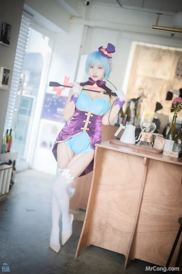 [BLUECAKE] YeonYu (연유): Vol.02 MY MASTER Magician (RED. Ver) (109 photos) 5th image