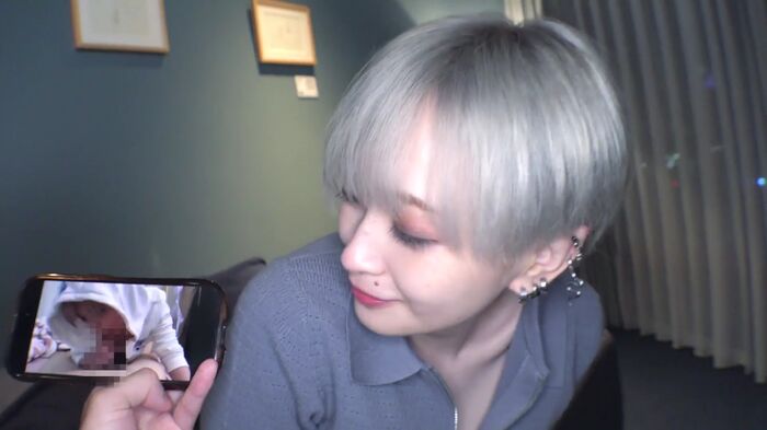 New Gonzo of the mysterious boyish hairdresser Uta (23) who sold stupidly at the end of the year 13th image