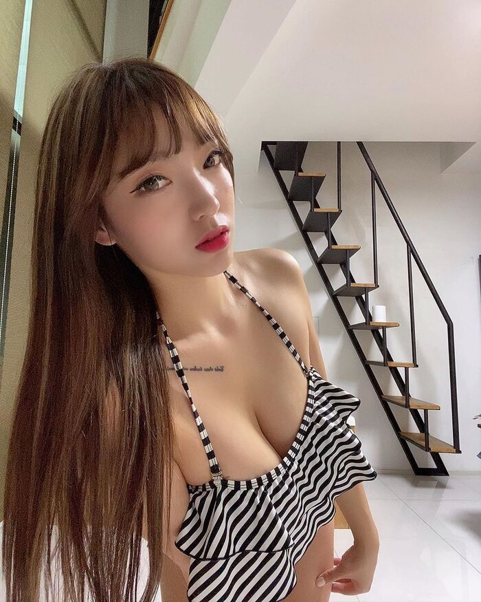 Korean Beauty 지삼 完美身型騷氣滿滿..... 奶量豐沛超飽滿 3th image