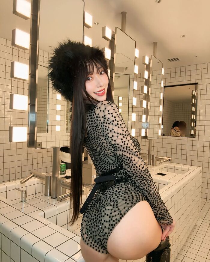 The gorgeous body of Cyber Japan YUYU, whose family is very rich 10th image