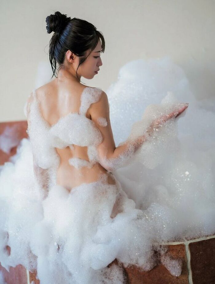 Rin Asahara's sexy underwear boobs! 99 gravure erotic images of slender but firm idols 5th image