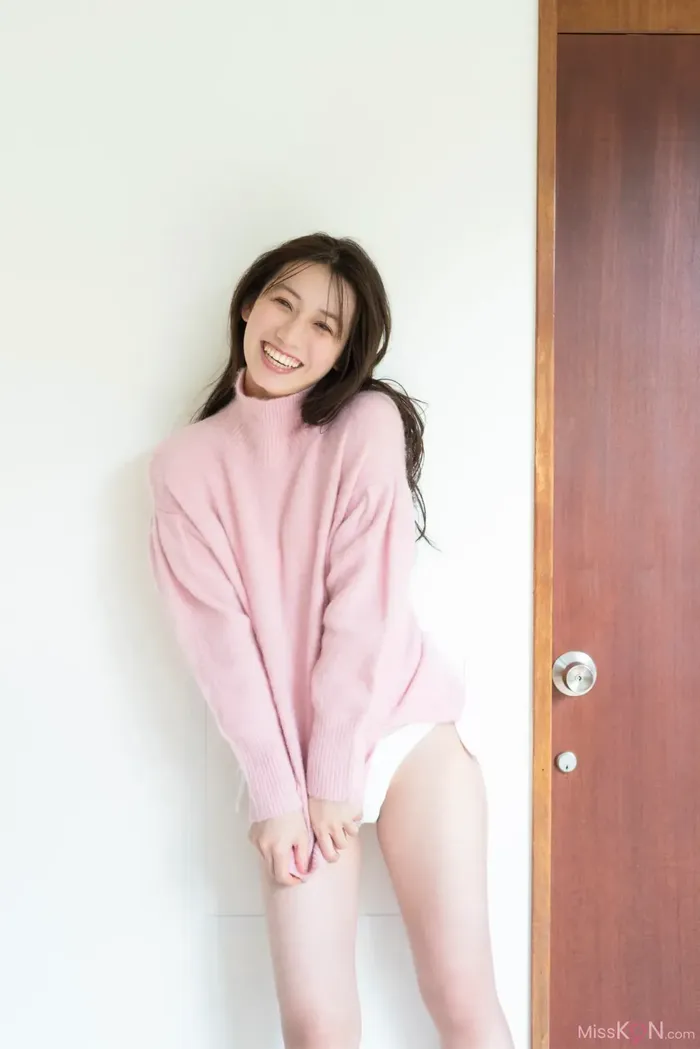 Airi Satō (佐藤あいり): Glossy bare skin Vol.2 (56 photos) 28th image