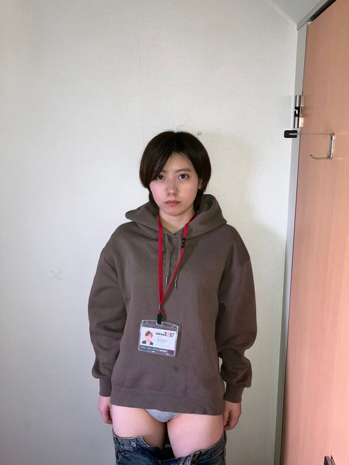 [Image] Soft on-demand female employee 'Nitta-chan' is usually talked about as a talented model 3th image